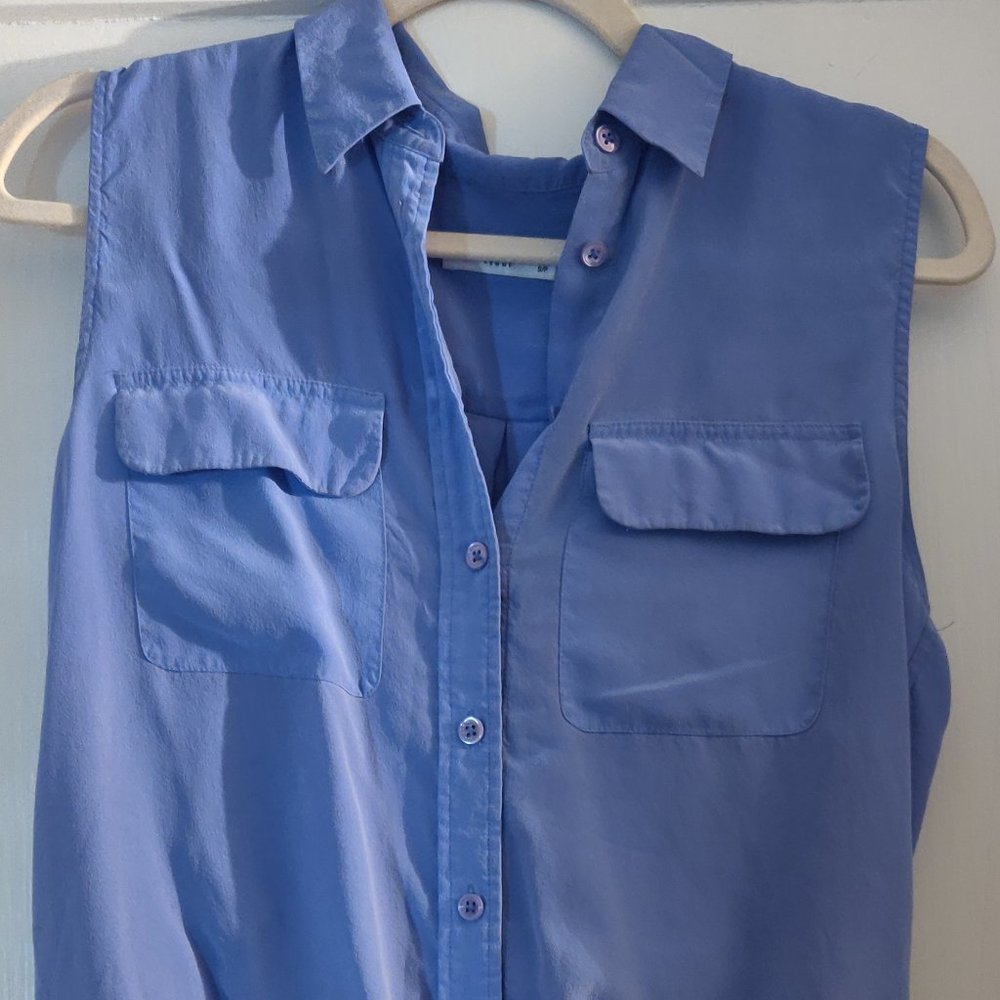 Equipment Sleeveless Signature Silk in SP